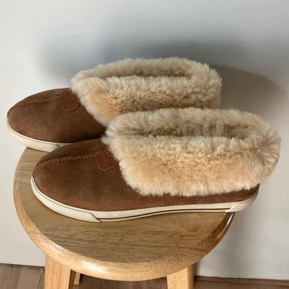 Ugg Lexi Slippers